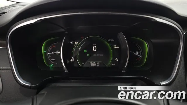 Renault-KoreaSamsung Megane 2017 thumb 8