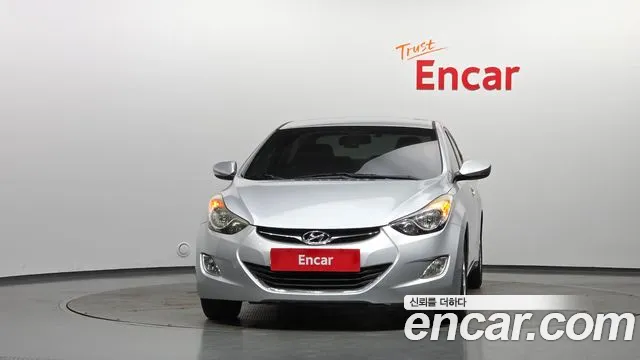 Hyundai Avante 2010 thumb 3