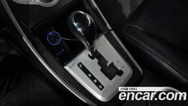Hyundai Avante 2010 thumb 9