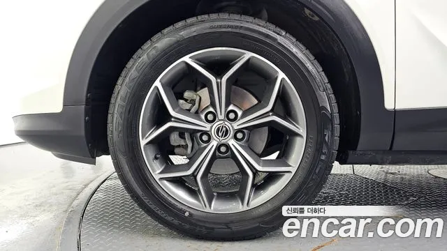 KG_Mobility_Ssangyong KORANDO 2019 thumb 5