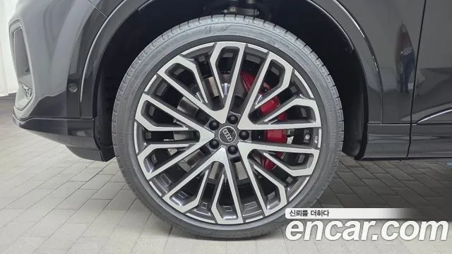 Audi SQ7 2026 thumb 5