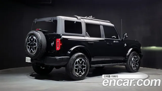 Ford Bronco 2023 thumb 2