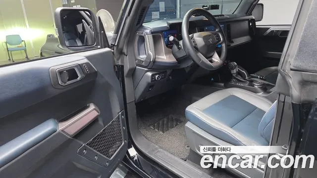Ford Bronco 2023 thumb 10