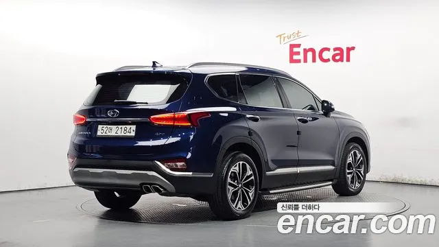 Hyundai Santa Fe 2019 thumb 2