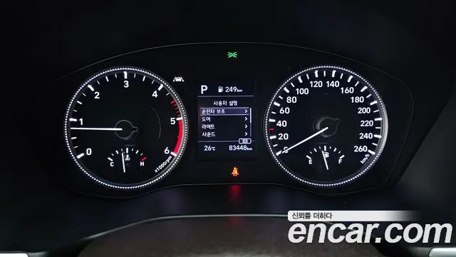 Hyundai Santa Fe 2019 thumb 8