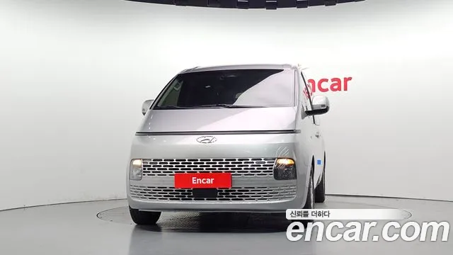 Hyundai Staria 2021 thumb 3