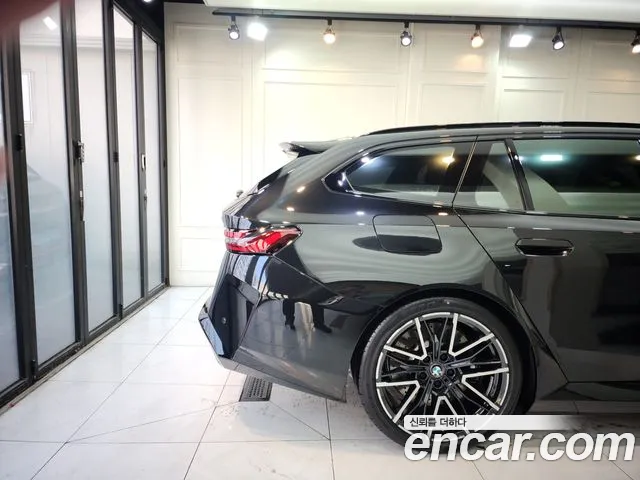 BMW M5 2026 thumb 10