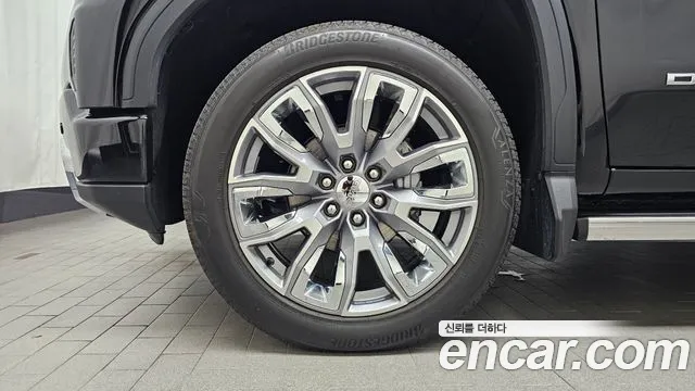 GMC Sierra 2025 thumb 5