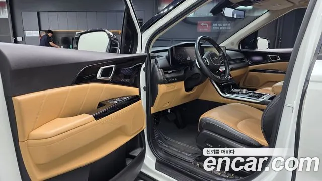 Kia Carnival 2022 thumb 9