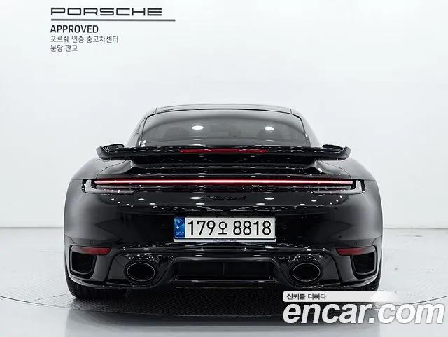 Porsche 911 2021 thumb 4