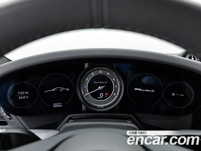 Porsche 911 2021 thumb 8
