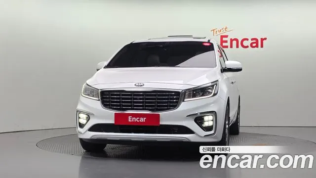 Kia Carnival 2018 thumb 3