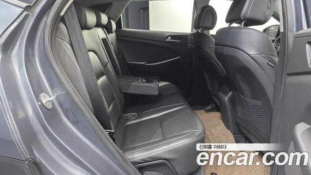 Hyundai Tucson 2017 thumb 12