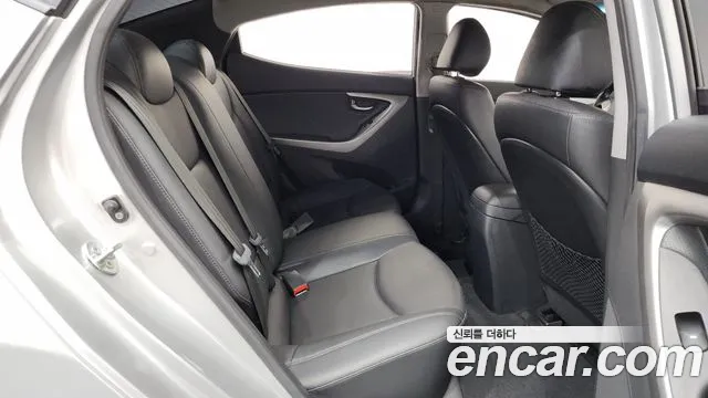 Hyundai Avante 2013 thumb 10
