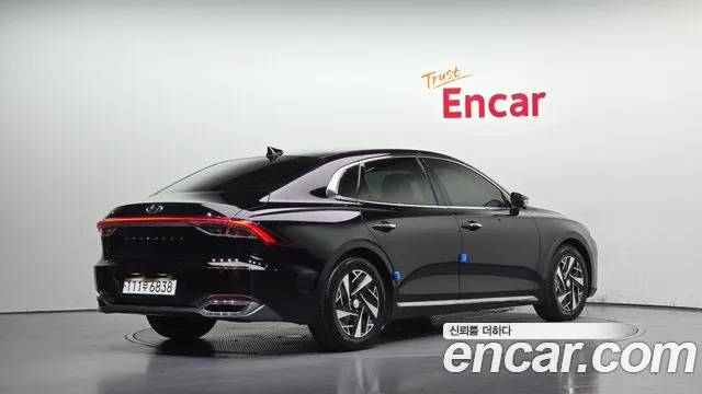 Hyundai Grandeur 2022 thumb 2