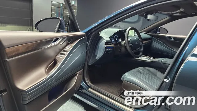 Genesis G80 2022 thumb 10