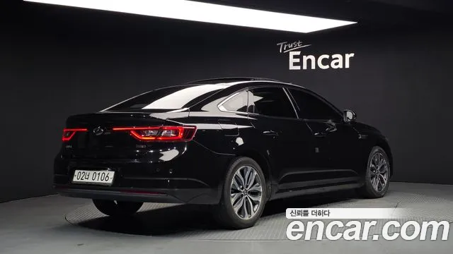 Renault-KoreaSamsung Megane 2016 thumb 2