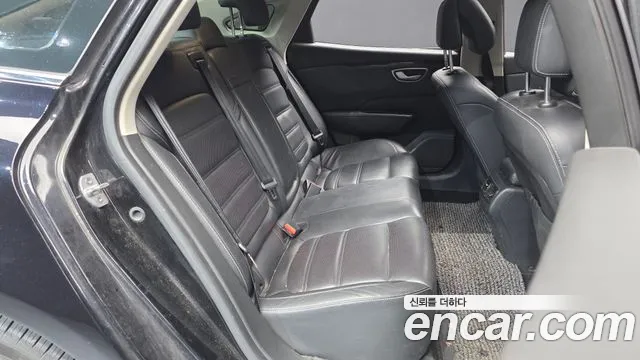 Renault-KoreaSamsung Megane 2016 thumb 12