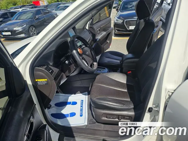 Hyundai Santa Fe 2012 thumb 9