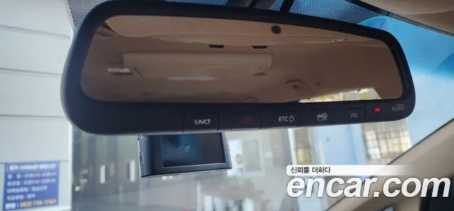 Kia Carnival 2018 thumb 12