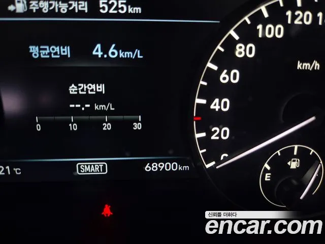 Genesis G90 2018 thumb 6