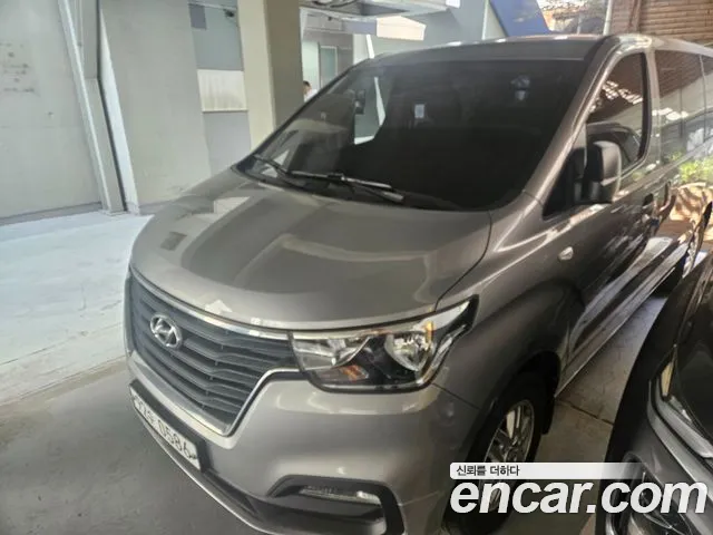 Hyundai Starex 2020 thumb 10