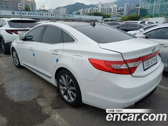 Hyundai Grandeur 2015 thumb 4