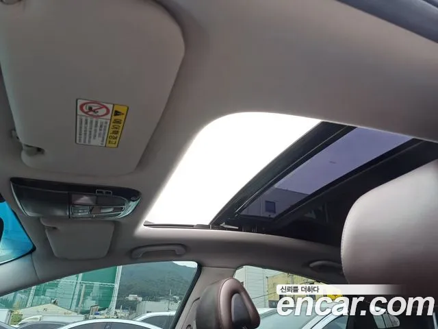Hyundai Grandeur 2015 thumb 10