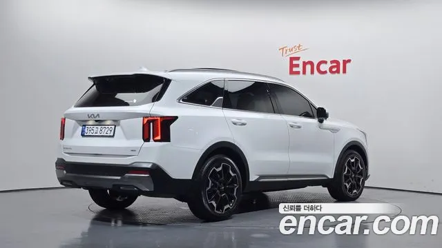 Kia Sorento 2023 thumb 2