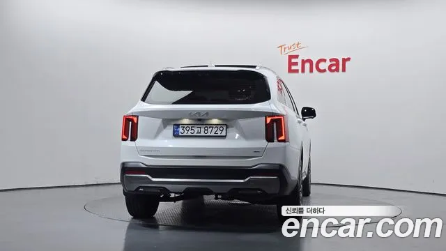 Kia Sorento 2023 thumb 4
