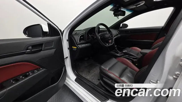 Hyundai Avante 2018 thumb 9
