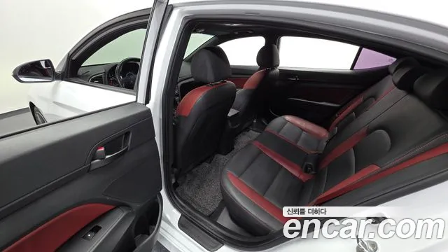 Hyundai Avante 2018 thumb 11