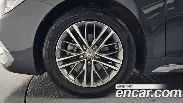 Hyundai Grandeur 2017 thumb 4