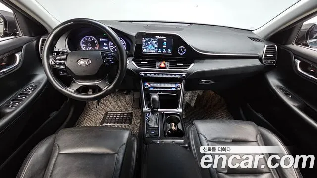 Hyundai Grandeur 2017 thumb 6