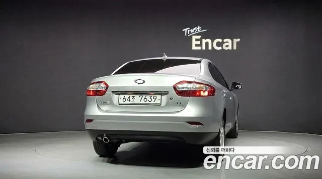 Renault-KoreaSamsung Fluence 2009 thumb 4