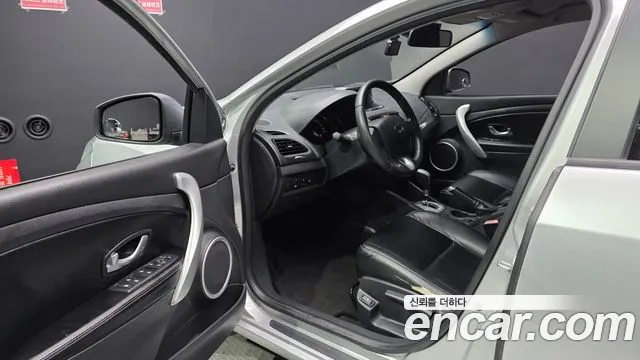 Renault-KoreaSamsung Fluence 2009 thumb 10