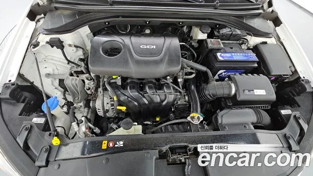 Hyundai Avante 2016 thumb 6