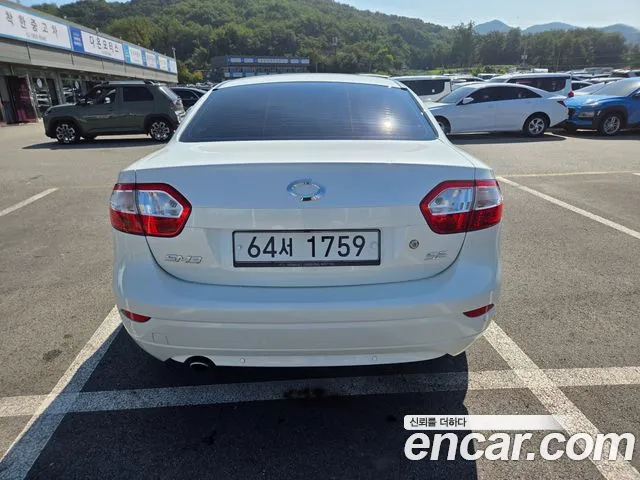 Renault-KoreaSamsung Fluence 2014 thumb 4