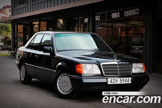 Mercedes-Benz E-Класс 1995 thumb 3