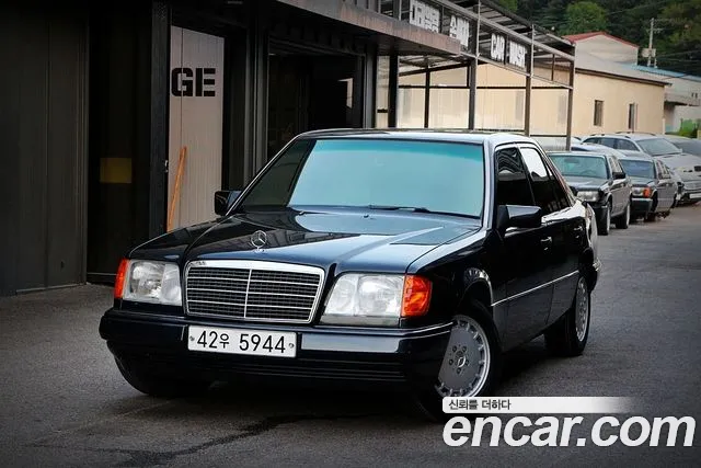 Mercedes-Benz E-Класс 1995 thumb 11