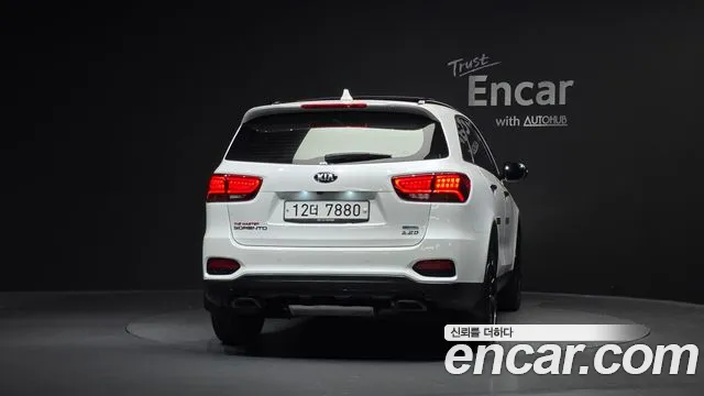 Kia Sorento 2018 thumb 4