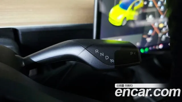 Tesla Model 3 2021 thumb 9