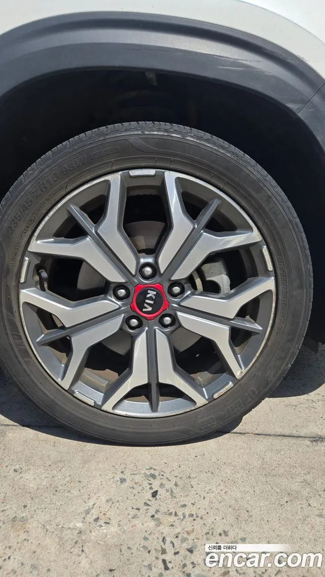 Kia Seltos 2019 thumb 5