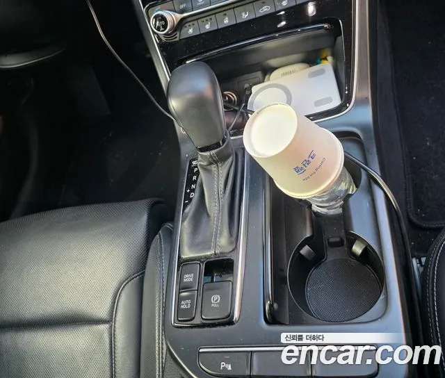 Hyundai Grandeur 2017 thumb 9