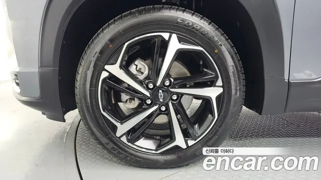 ChevroletGMDaewoo TrailBlazer 2022 thumb 5