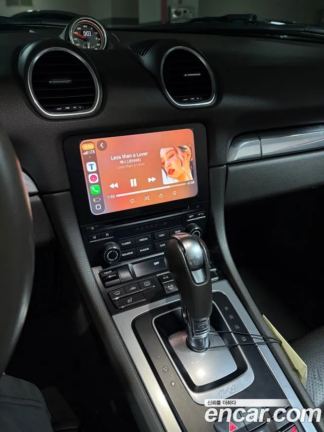 Porsche Cayman 2016 thumb 8