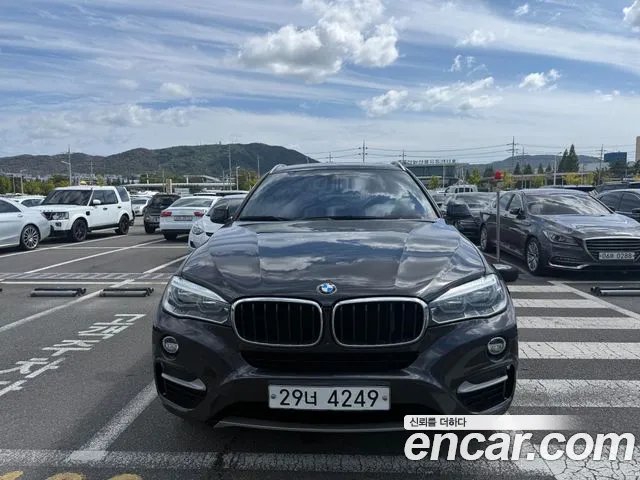 BMW X6 2018 thumb 11