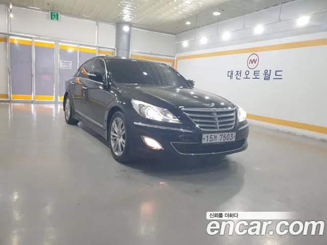 Hyundai Genesis 2011 thumb 3