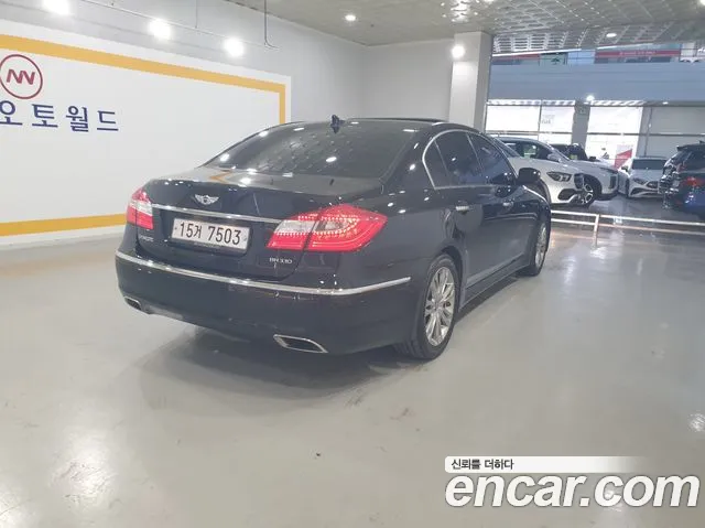 Hyundai Genesis 2011 thumb 6
