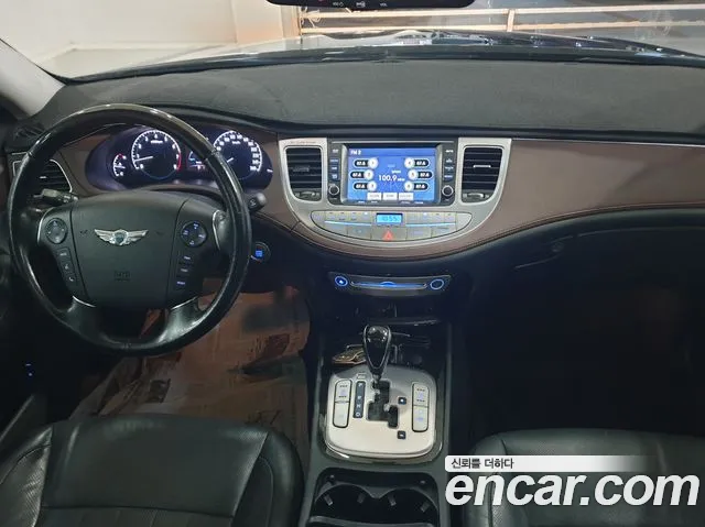 Hyundai Genesis 2011 thumb 7